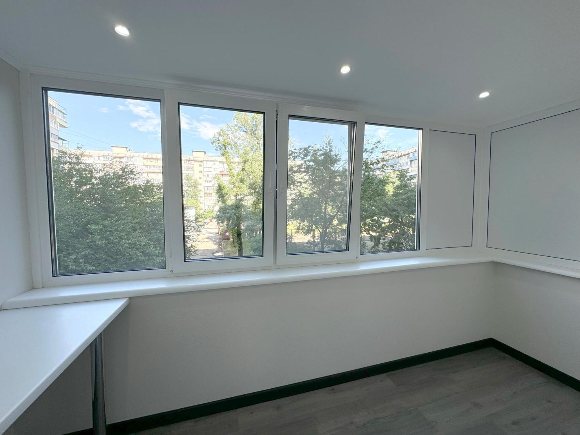 ARTAL Apartment on Obolonskyi Avenue 16 Kiev Extérieur photo